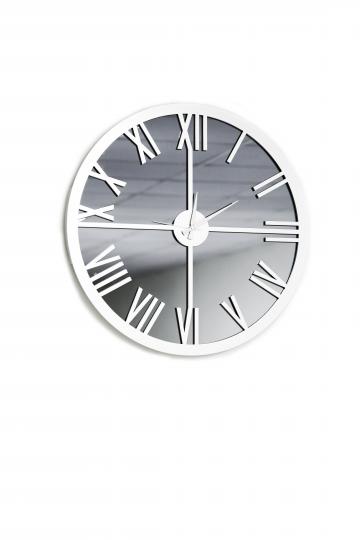 Yuvarlak Clock Silver
